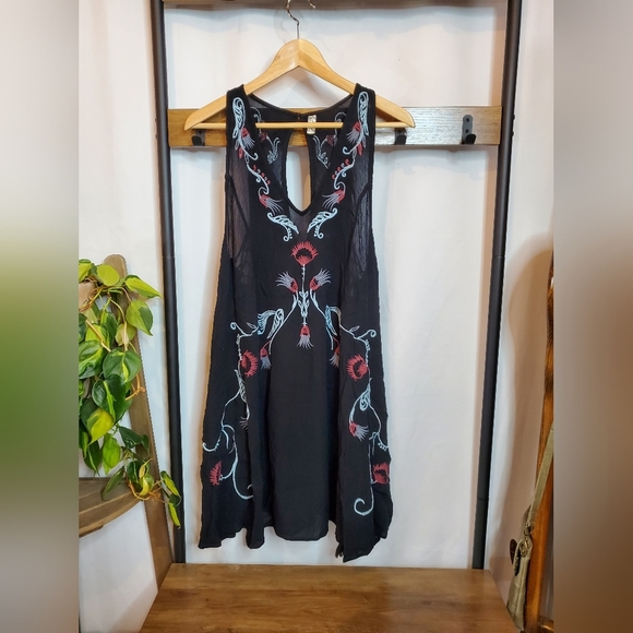 FREE People adelaide festival slip Embroidered Mini Dress. Womens small. EUC - Picture 7 of 15